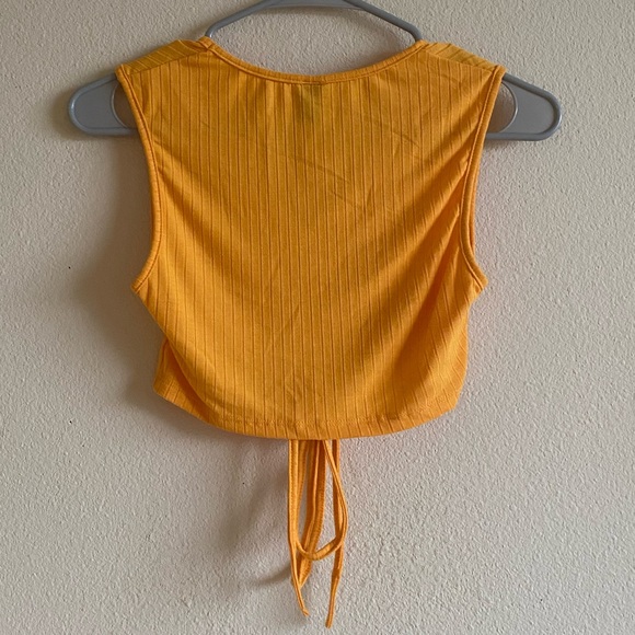 SHEIN adjustable scrunch top - Picture 4 of 5